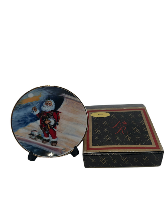 Duncan Royale Soda Pop Santa & Nast Santa Claus Christmas Decoration Mini Plate Ornament 1991